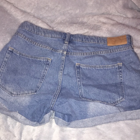 Jean shorts !! - Picture 2 of 2